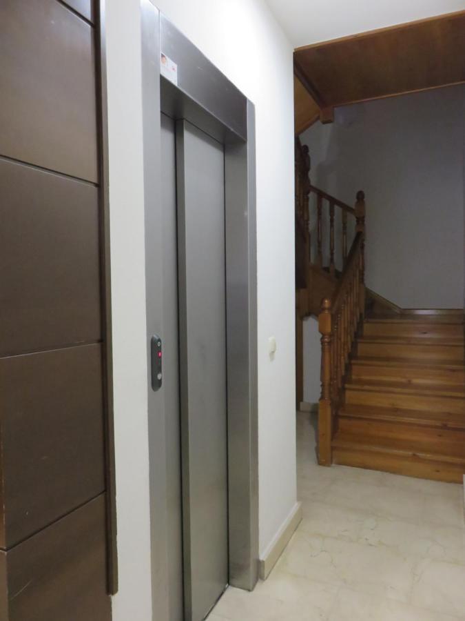 Apartament Camino De Santiago En Casco Historico Burgo Zewnętrze zdjęcie