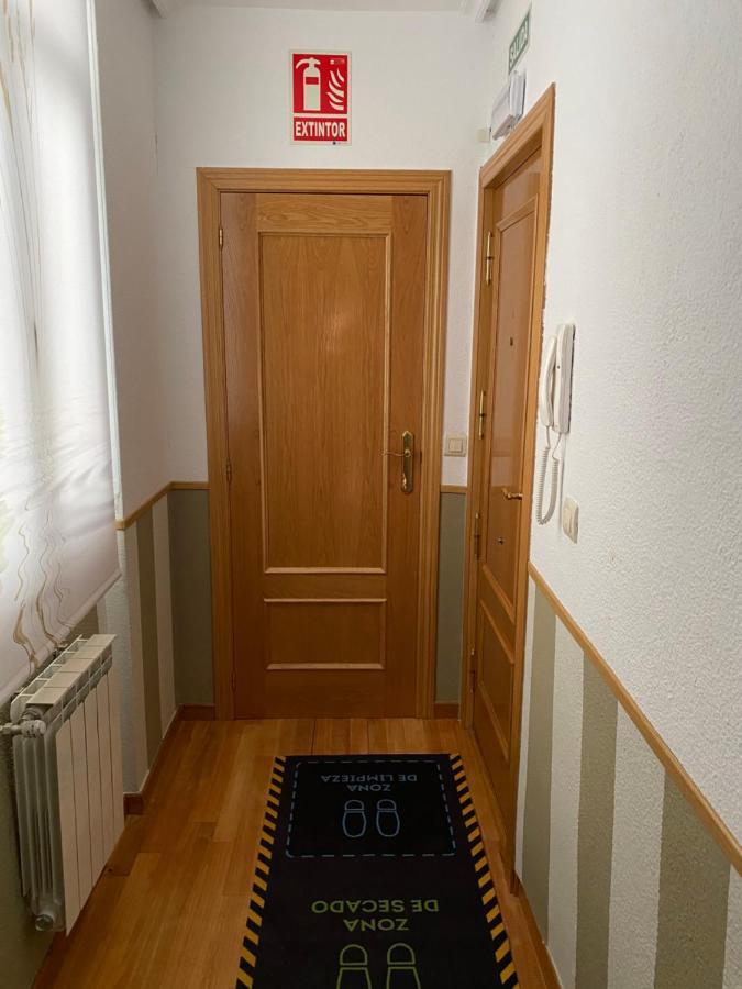 Apartament Camino De Santiago En Casco Historico Burgo Zewnętrze zdjęcie